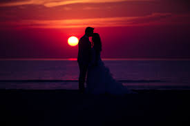 Blij bruidspaar in Spanje